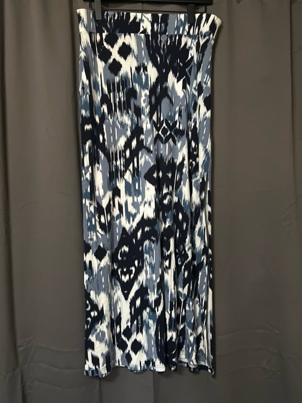 Banana Republic Navy and White Printed Maxi Skirt